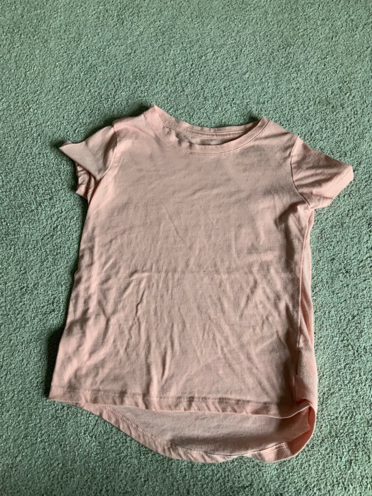 Old navy 6/7 pink T-shirt - size Youth - 6 (S)