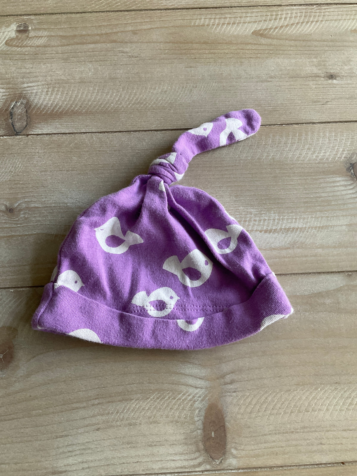 BABY GAP KNIT HAT 0-3 MONTHS