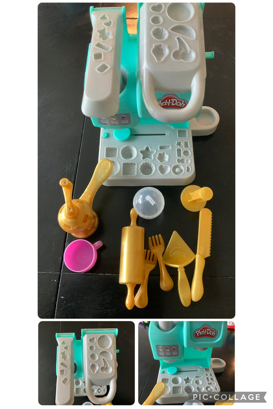 play-doh drink machine set