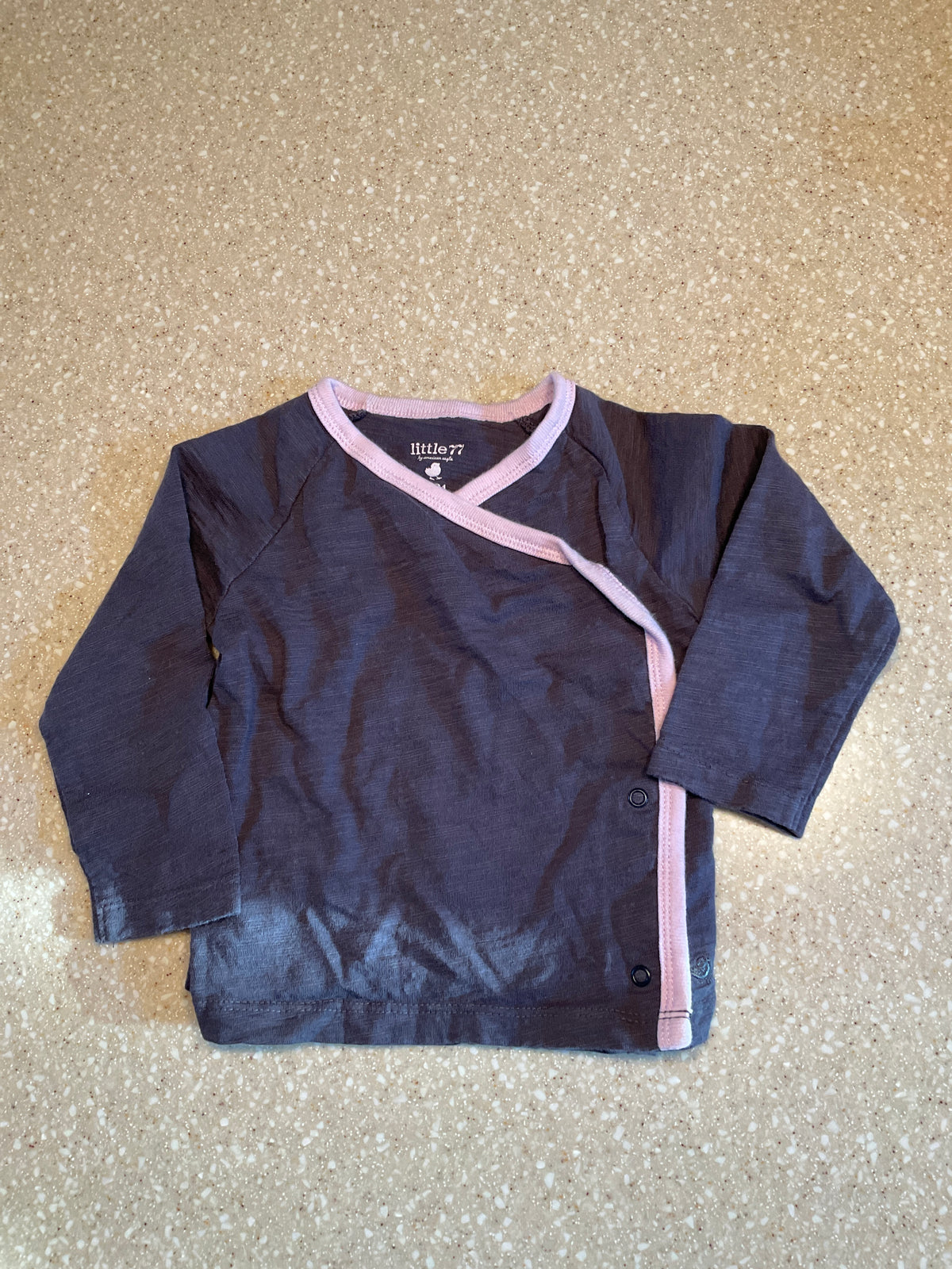 LITTLE 77 TOP SNAP FRONT BLUE W/PINK - size Month - 18-24 / 24M