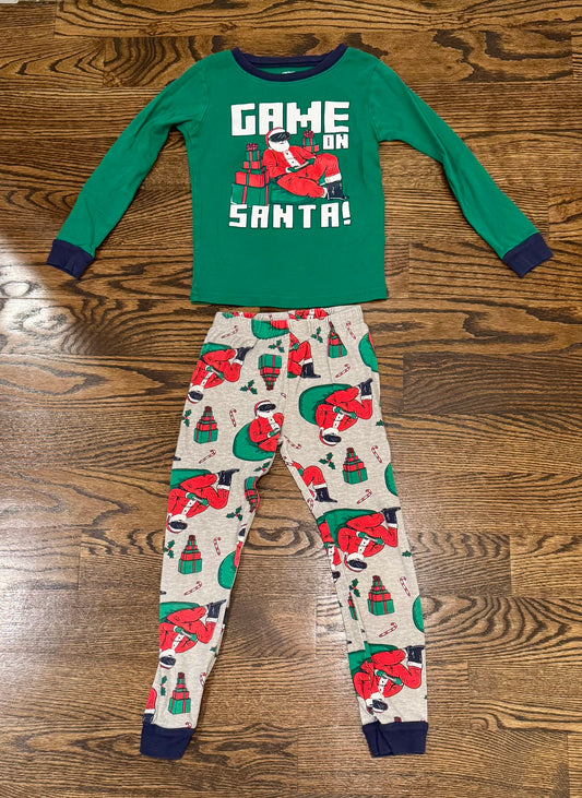 Carters size 6 LS top & Pant Santa pajamas - size Youth - 6 (S)