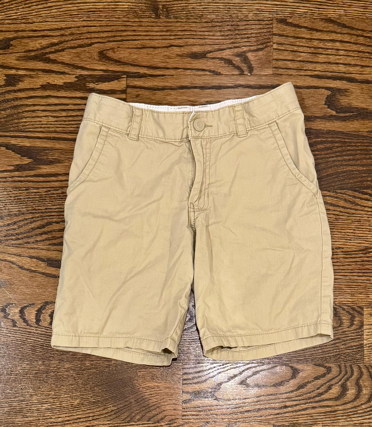 Cat&Jack size 8 khaki shorts - size Youth - 8 (M)