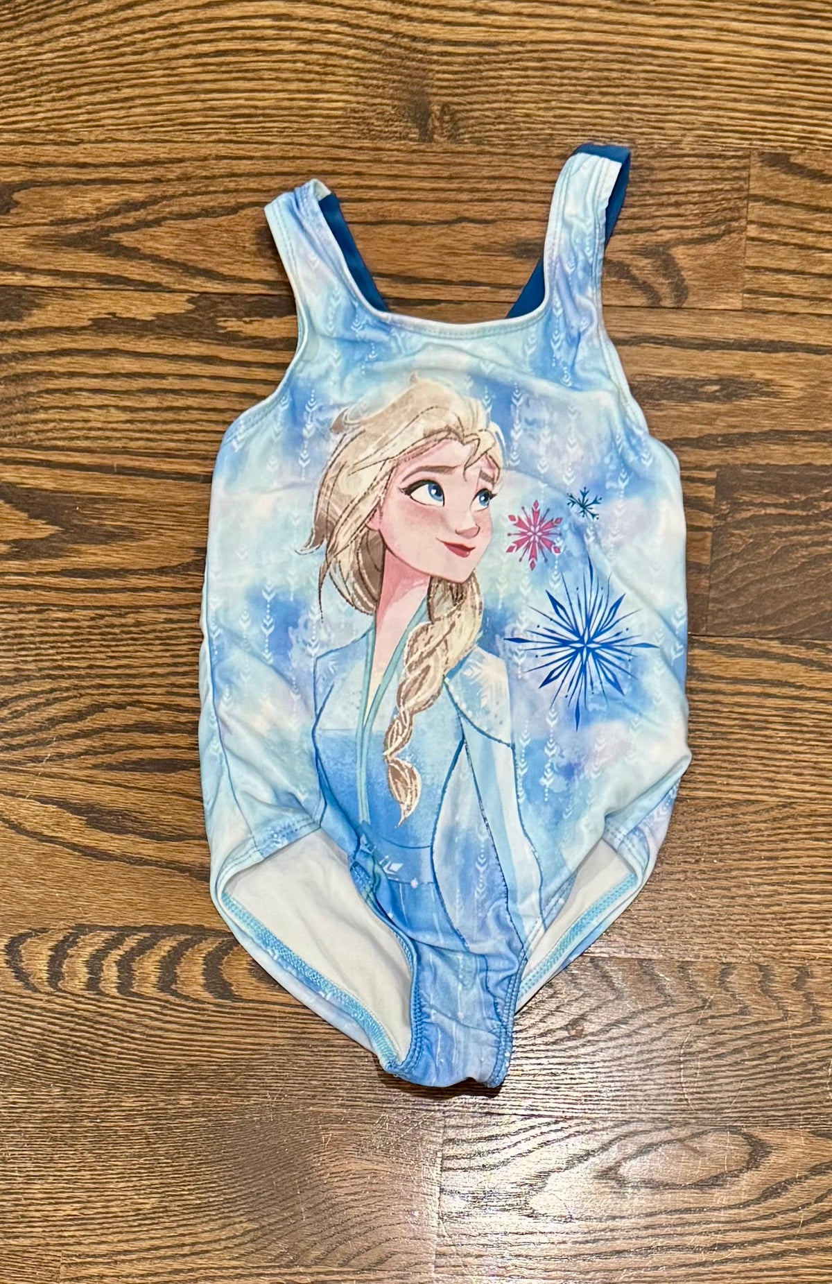 5/6 Elsa swimsuit - size Youth - 5 (XS)
