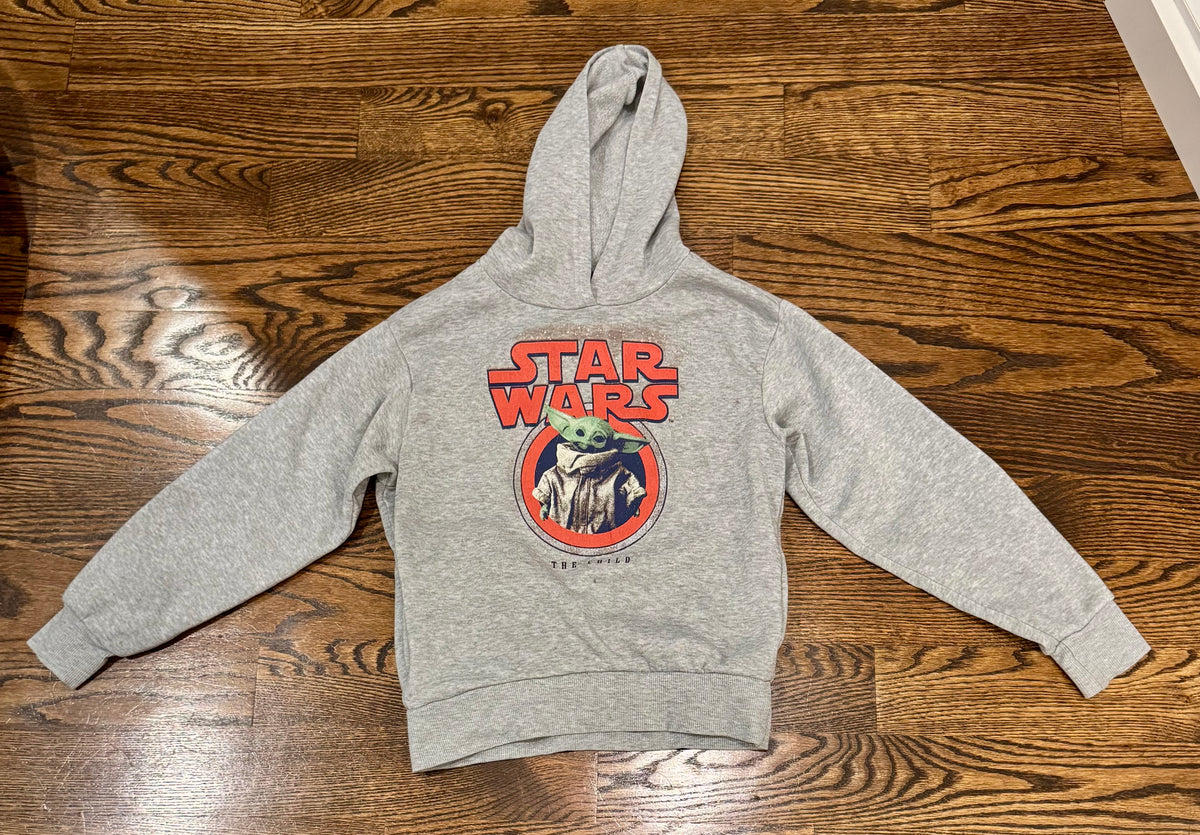 6/7 Star Wars grey hooded sweatshirt - size Youth - 6 (S)