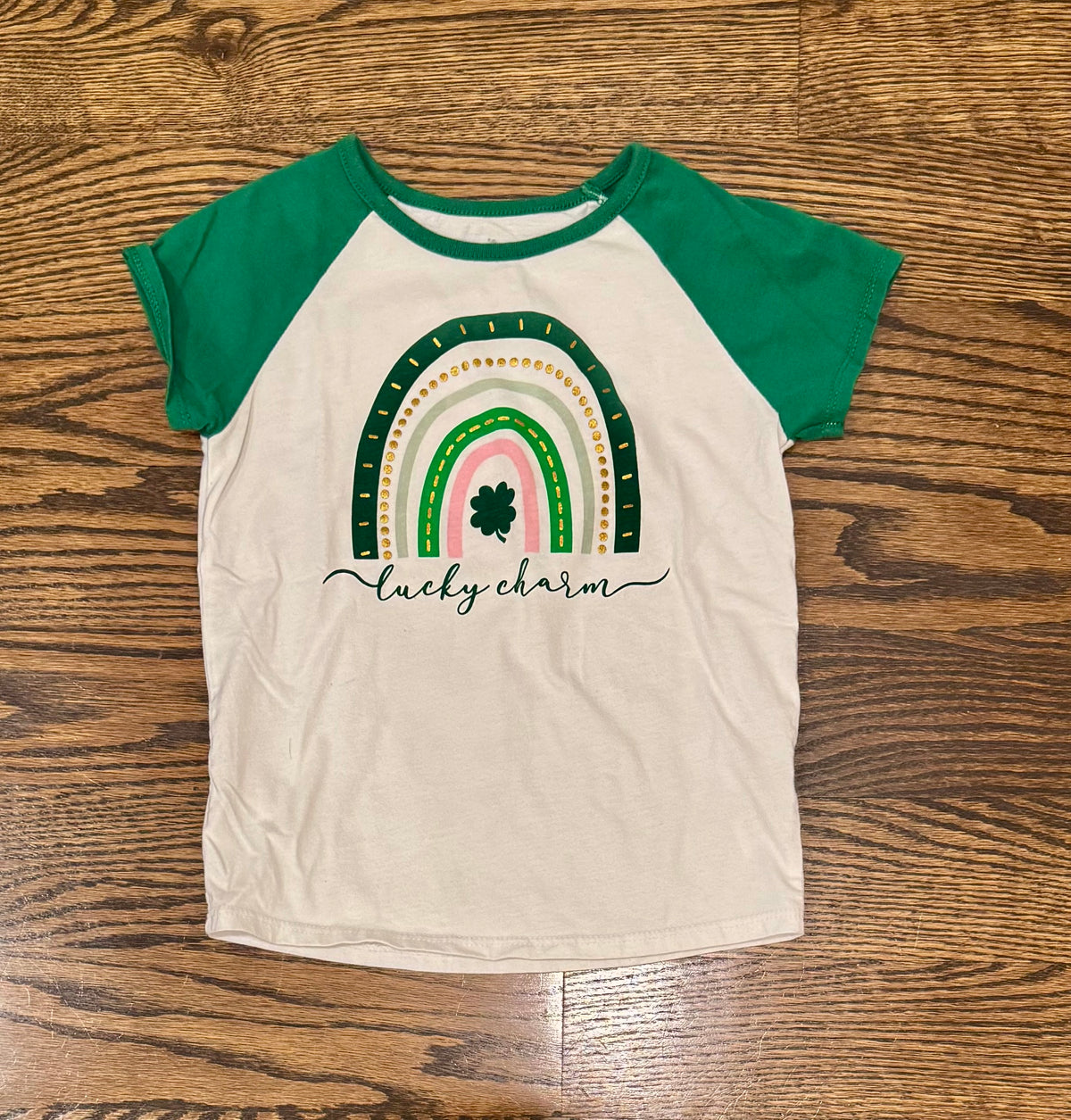5T shamrock, lucky charm Tshirt - size Toddler - 5T