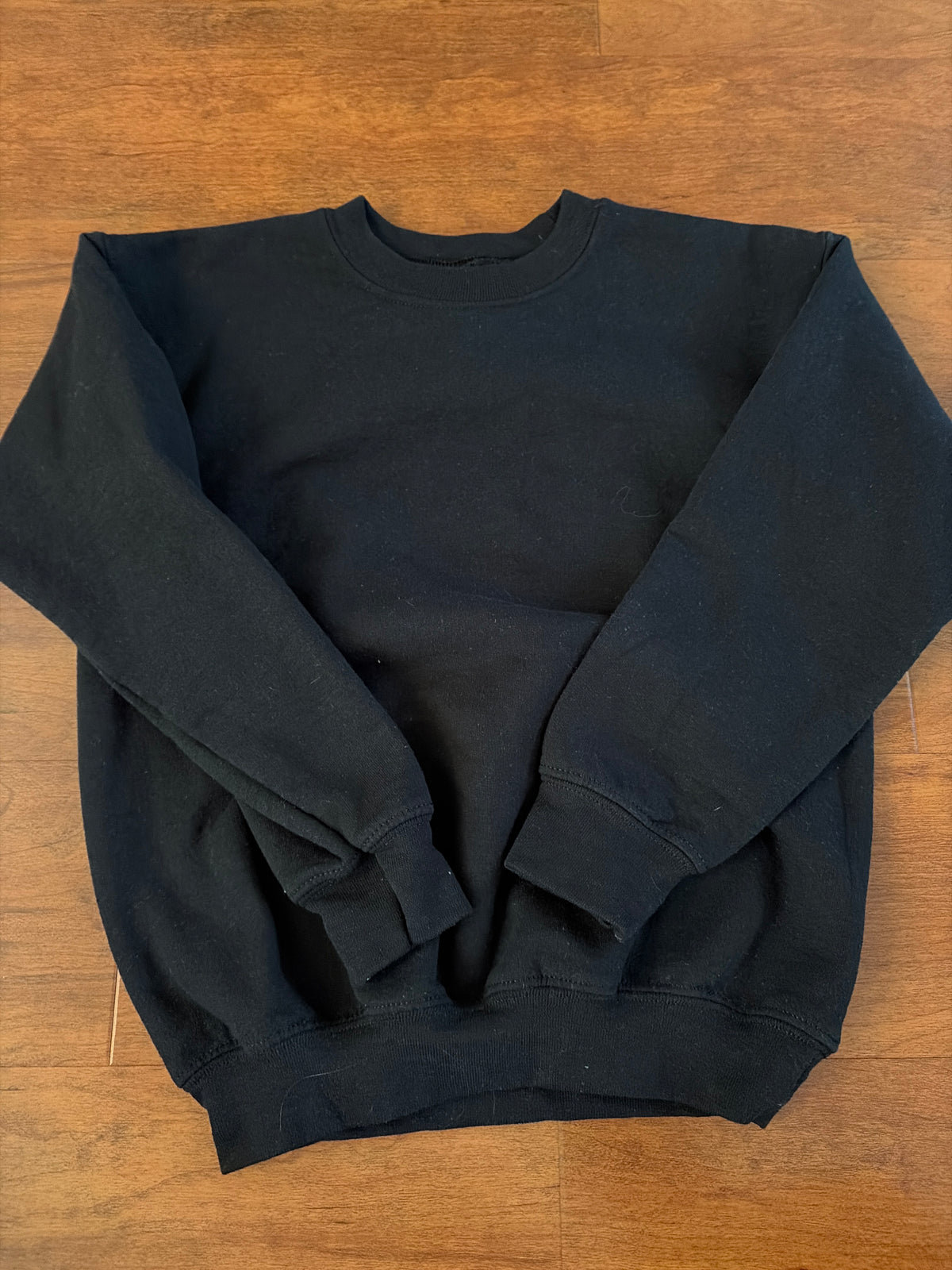 Golden black sweatshirt Sz S - size Youth - 7 (S)