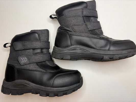 Thermolite black snow boots Velcro closure Sz2 - size Shoes - Kids 2