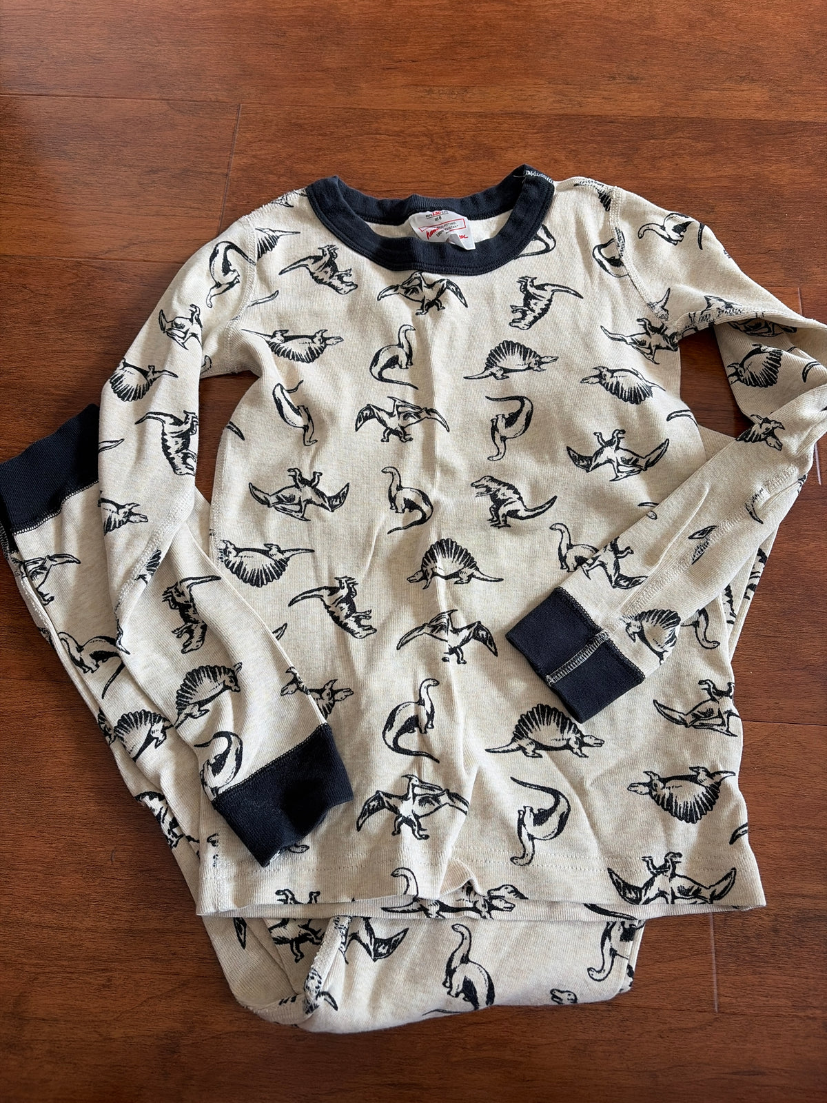Hanna Andersson Sz 130 Beige Dino long johns - size Youth - 8 (M)