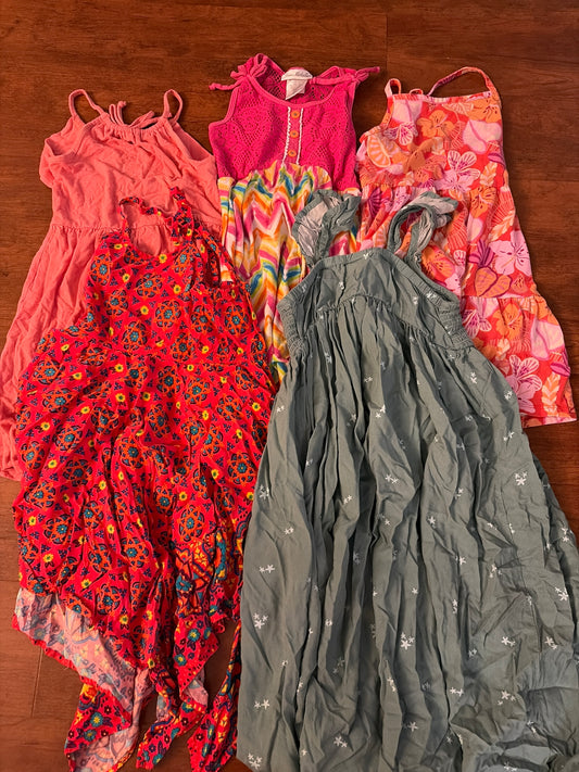Lot of 5 sleeveless Dresses all Sz 6 - size Youth - 6 (S)