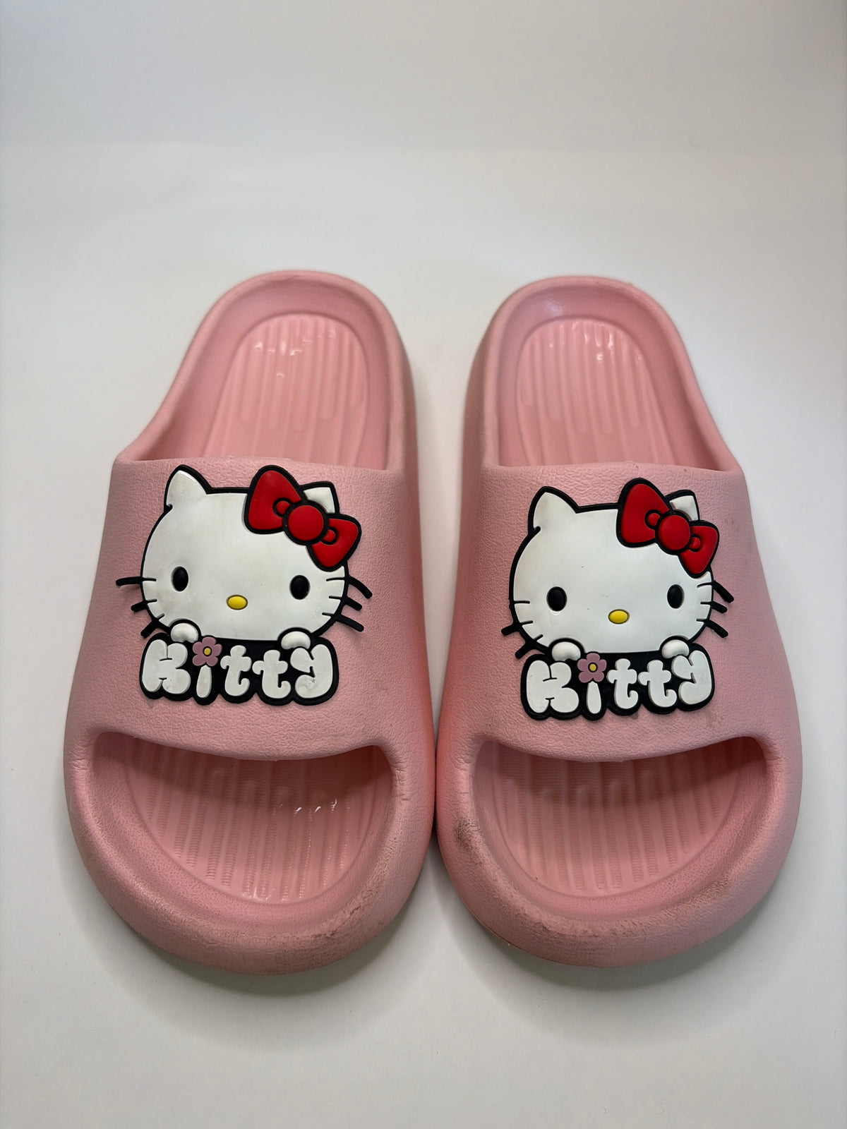 Hello Kitty slide sandal Sz 32-33 - size Shoes - Kids 1