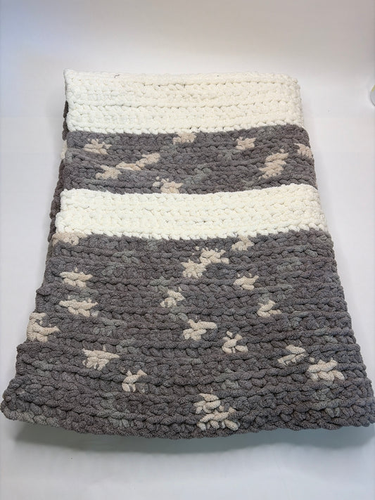 Crochet cream & grey lap blanket 32 x 23