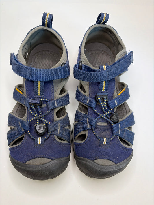 Keens Navy and grey sandals Sz 3 - size Shoes - Kids 3