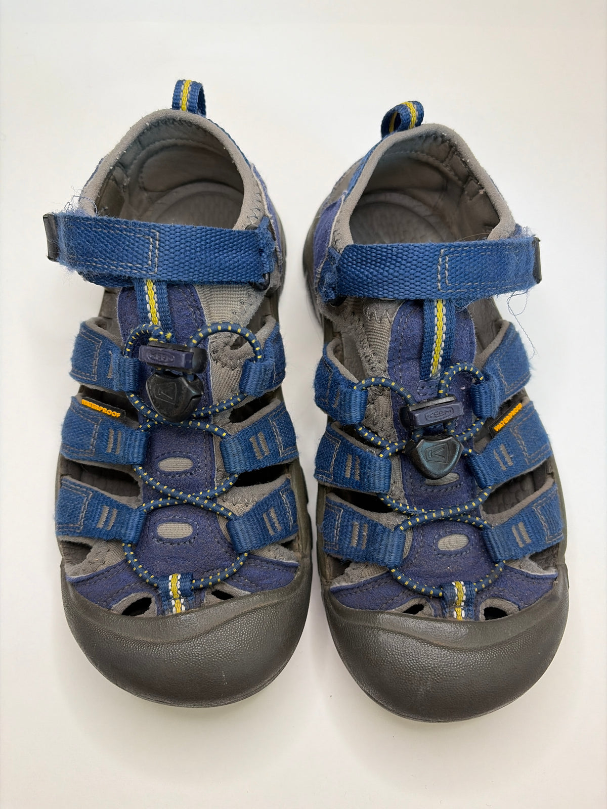 Keens Navy and grey sandals Sz 3 - size Shoes - Kids 3