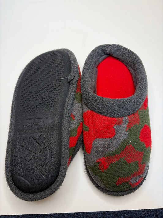 Dearfoams camo slippers Sz 2/3 - size Shoes - Kids 2