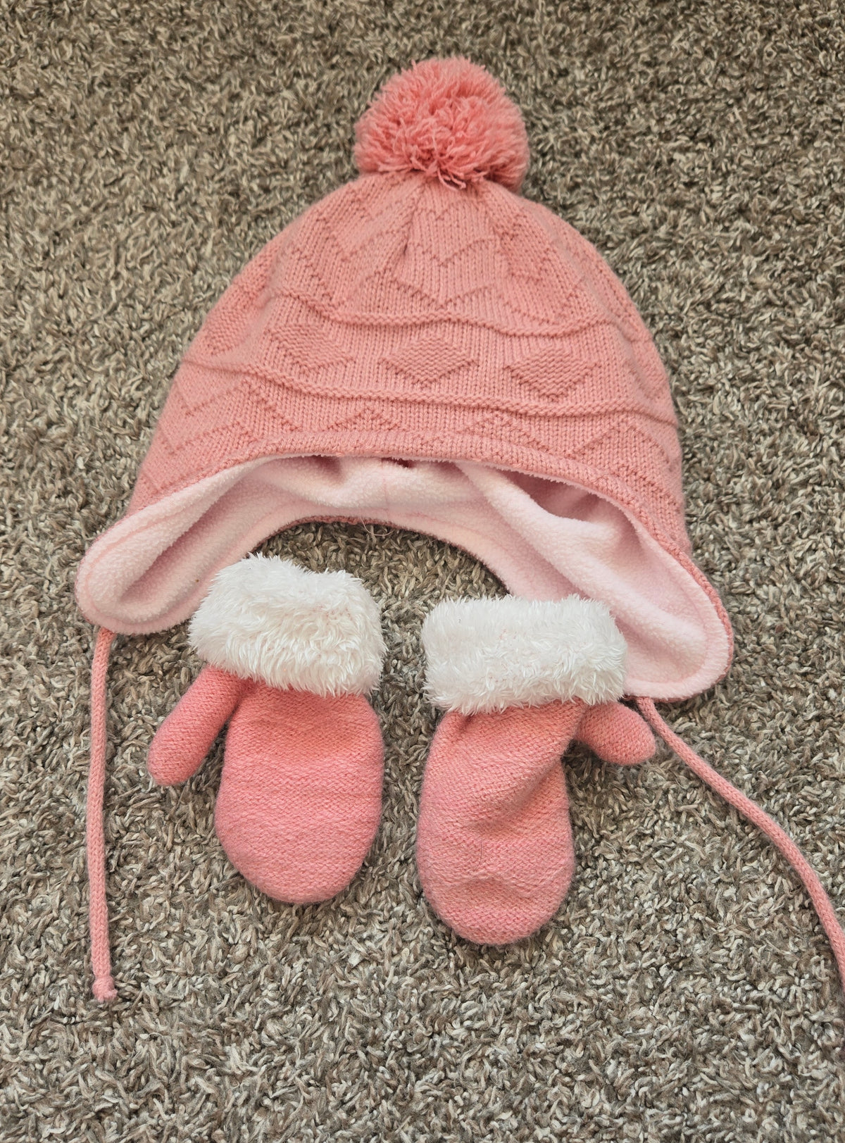 Set of Knit Hat and Mittens, Pink