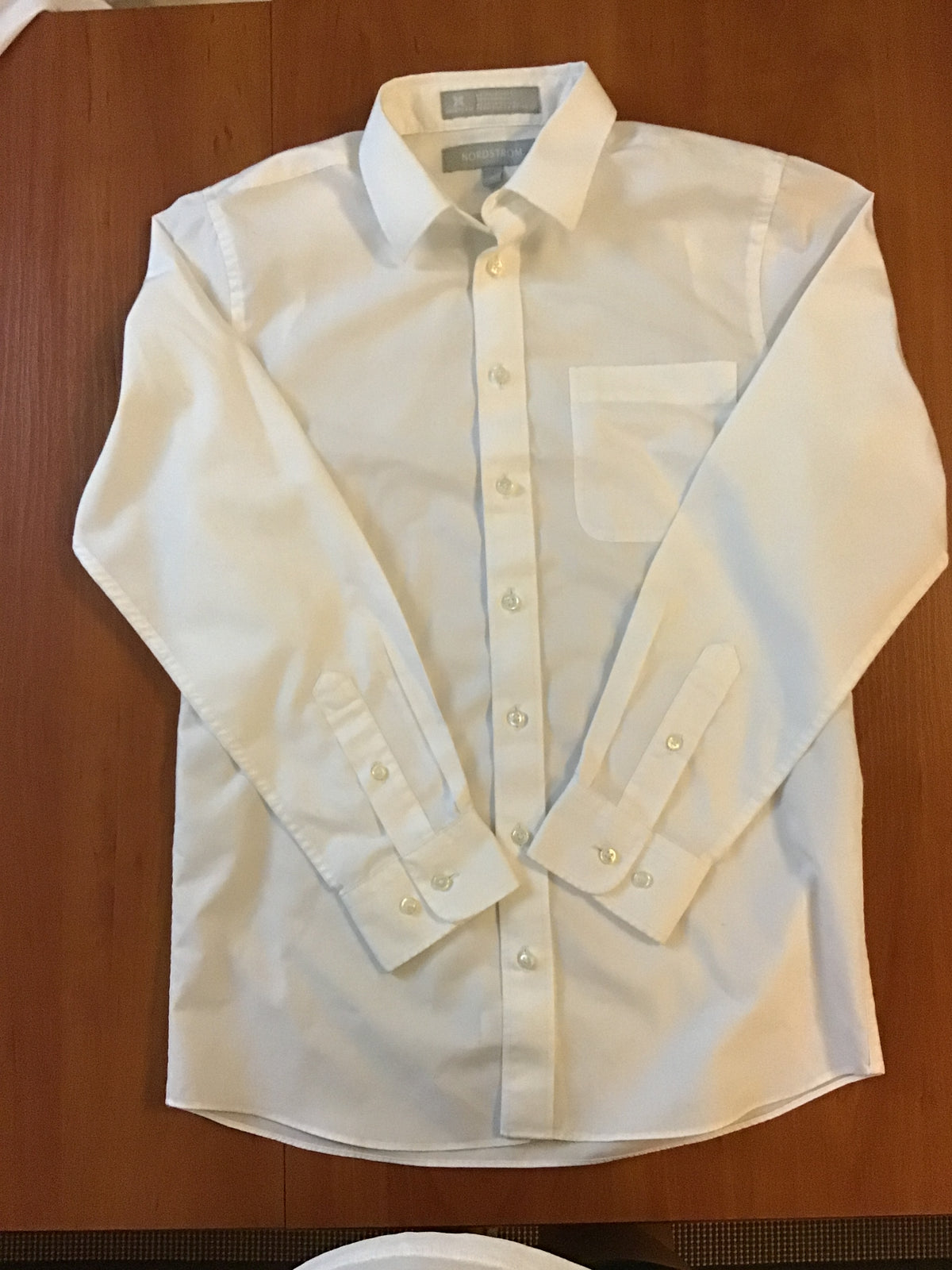 Nordstrom white buttons Shirt wrinkle free - size Youth - 14 (XL)