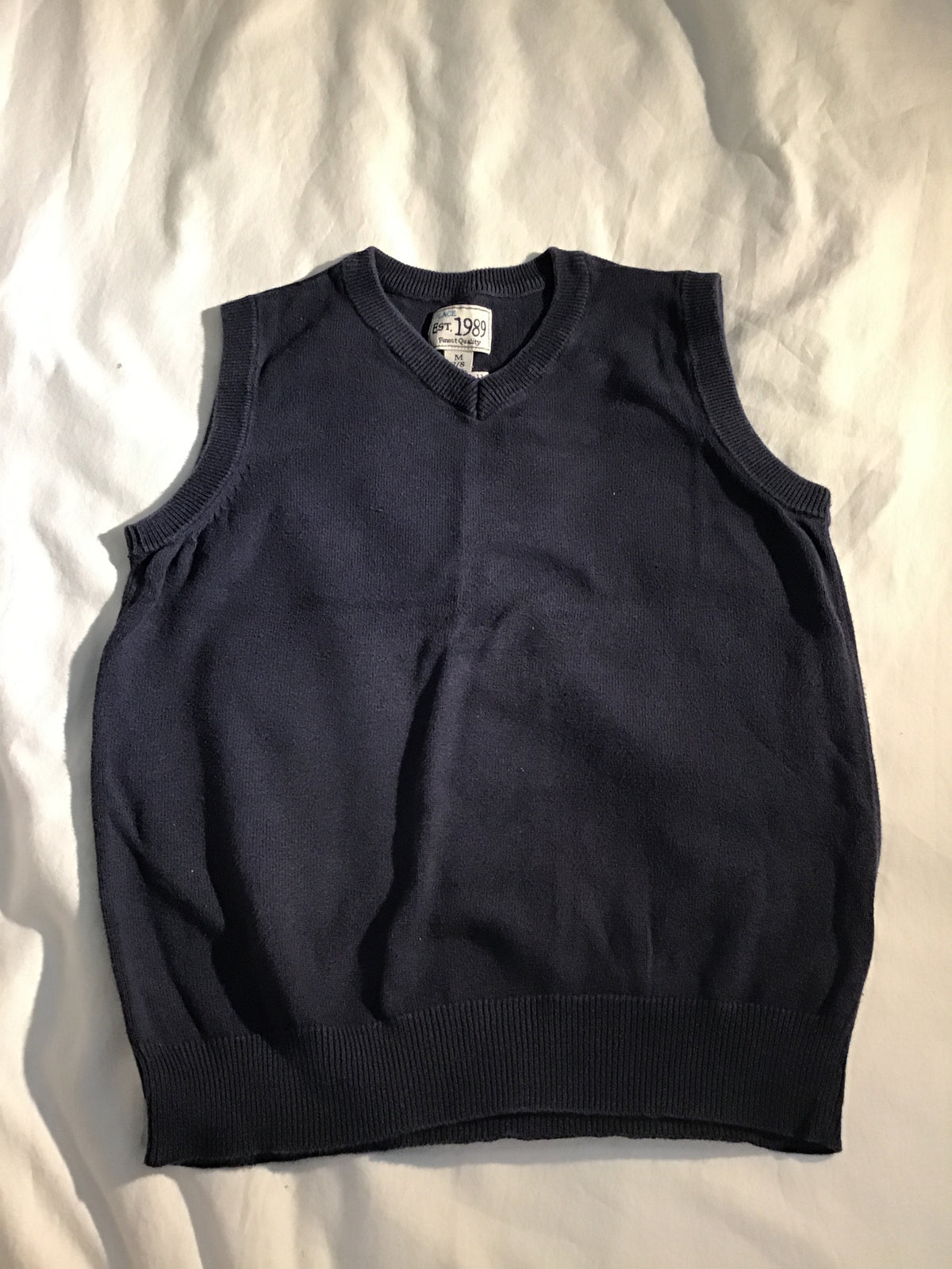Children place navy vest - size Youth - 8 (M)