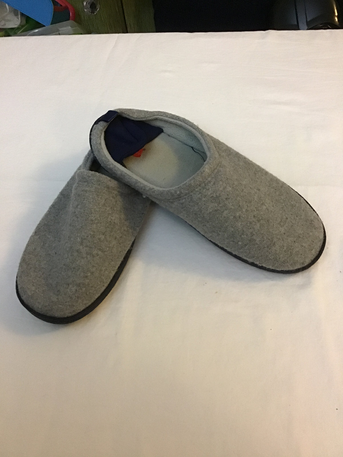 Gray sleepers - size Shoes - Adult 8