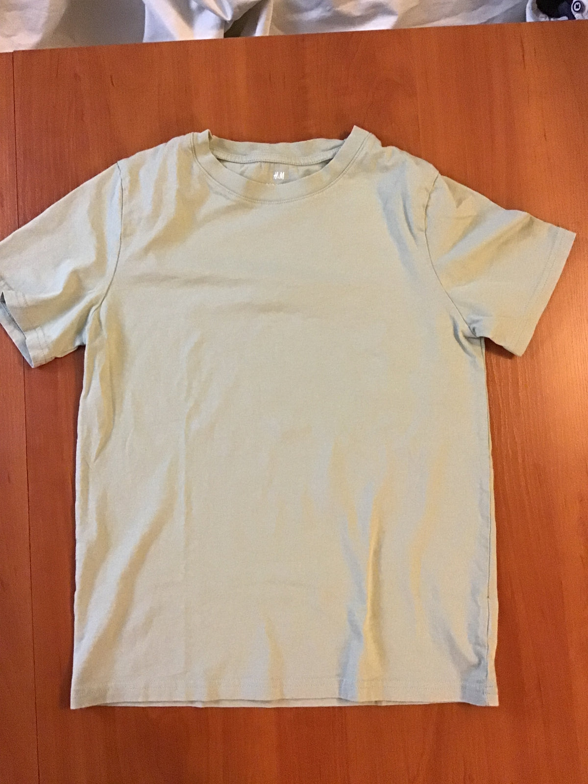 H&M cotton light Green shirt - size Youth - 10 (L)