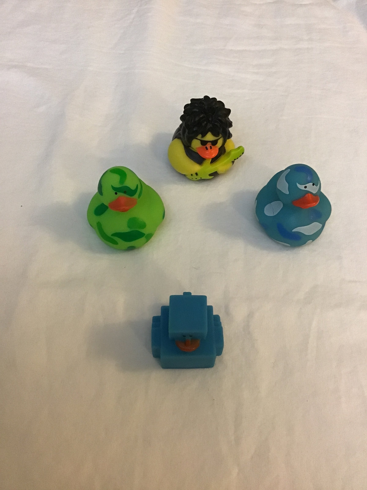 4 rubber ducks