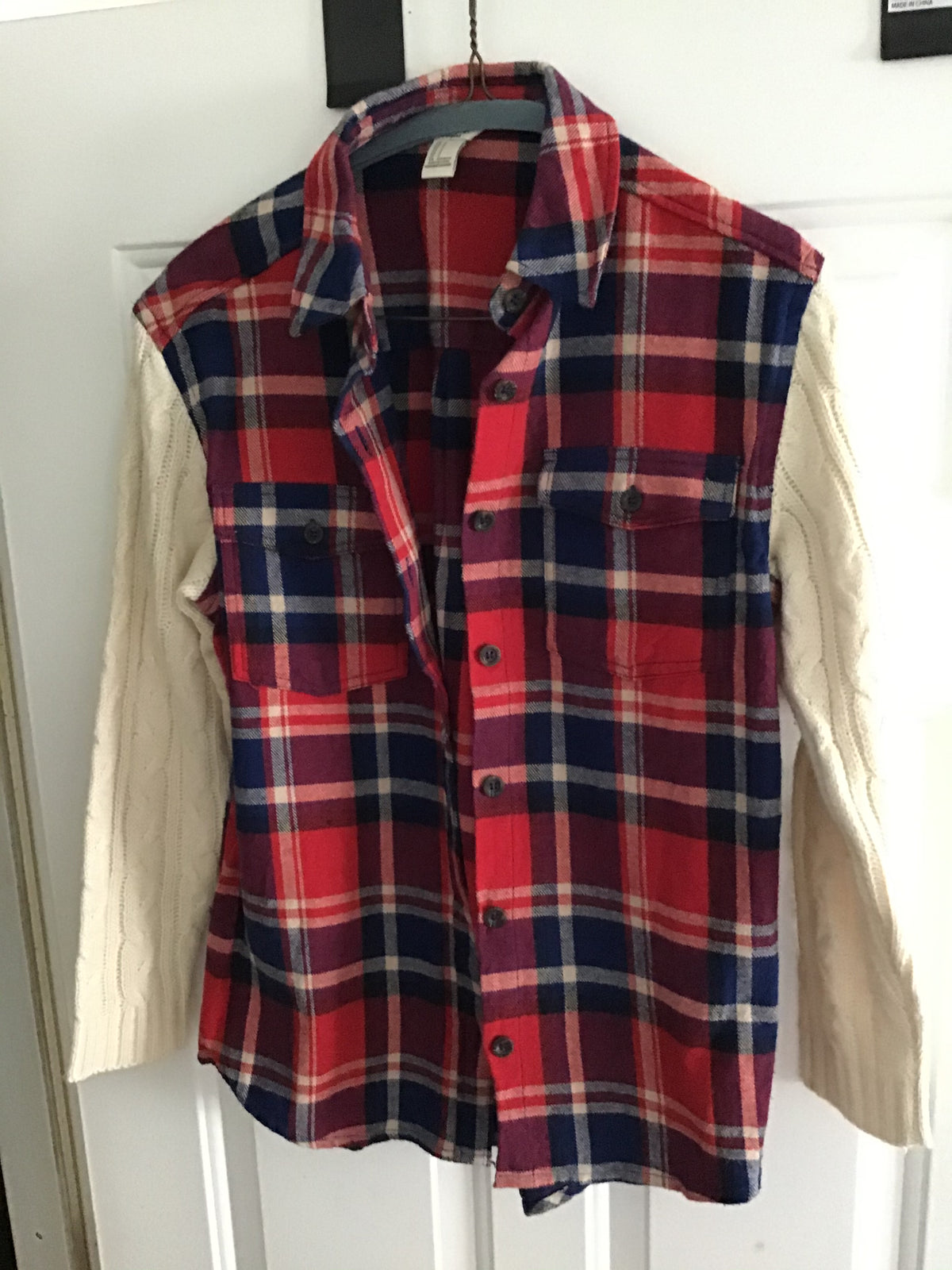 Forever 21 plaid shirt Red w/white sleeves - size Junior - S (3/5)