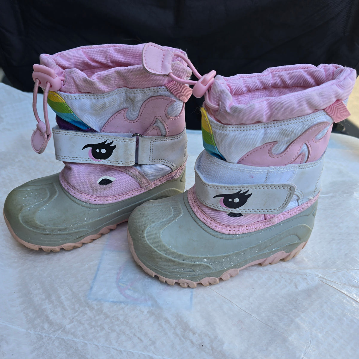 Unicorn Snow Boots, 9 Thermolite - size Shoes - Toddler 9