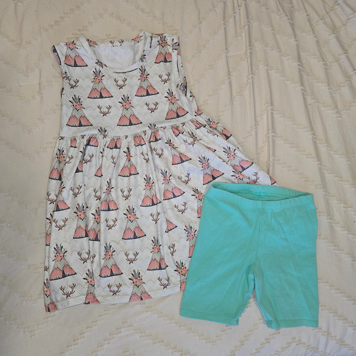 teepee dress/short, sz 4/5 - size Youth - 4 (XS)