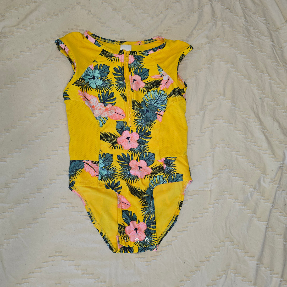 yellow zip onepiece, cat&jack, 5T PLAY - size Toddler - 5T