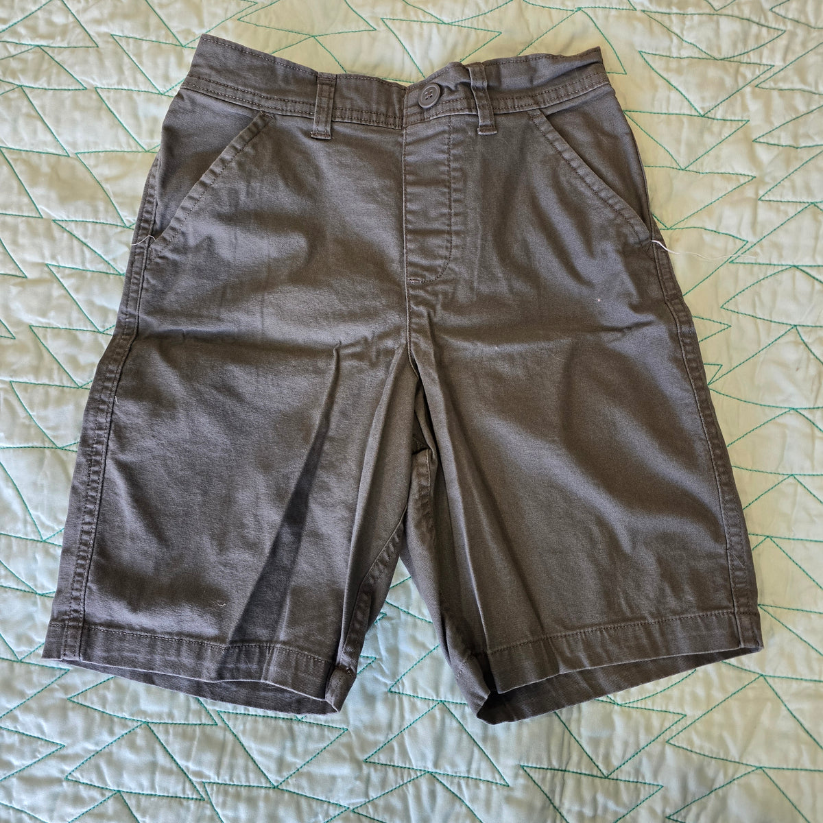 gray fabric short, sz 10