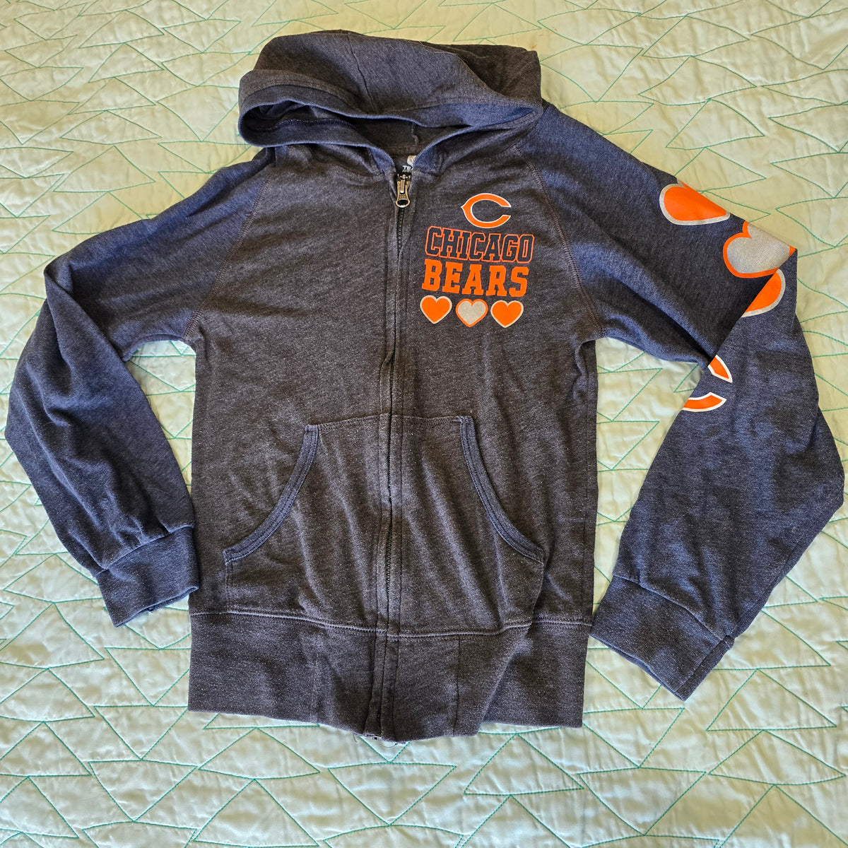 Chicago Bears zip hoodie LG 10/12, lightweight - size Youth - 10 (L)