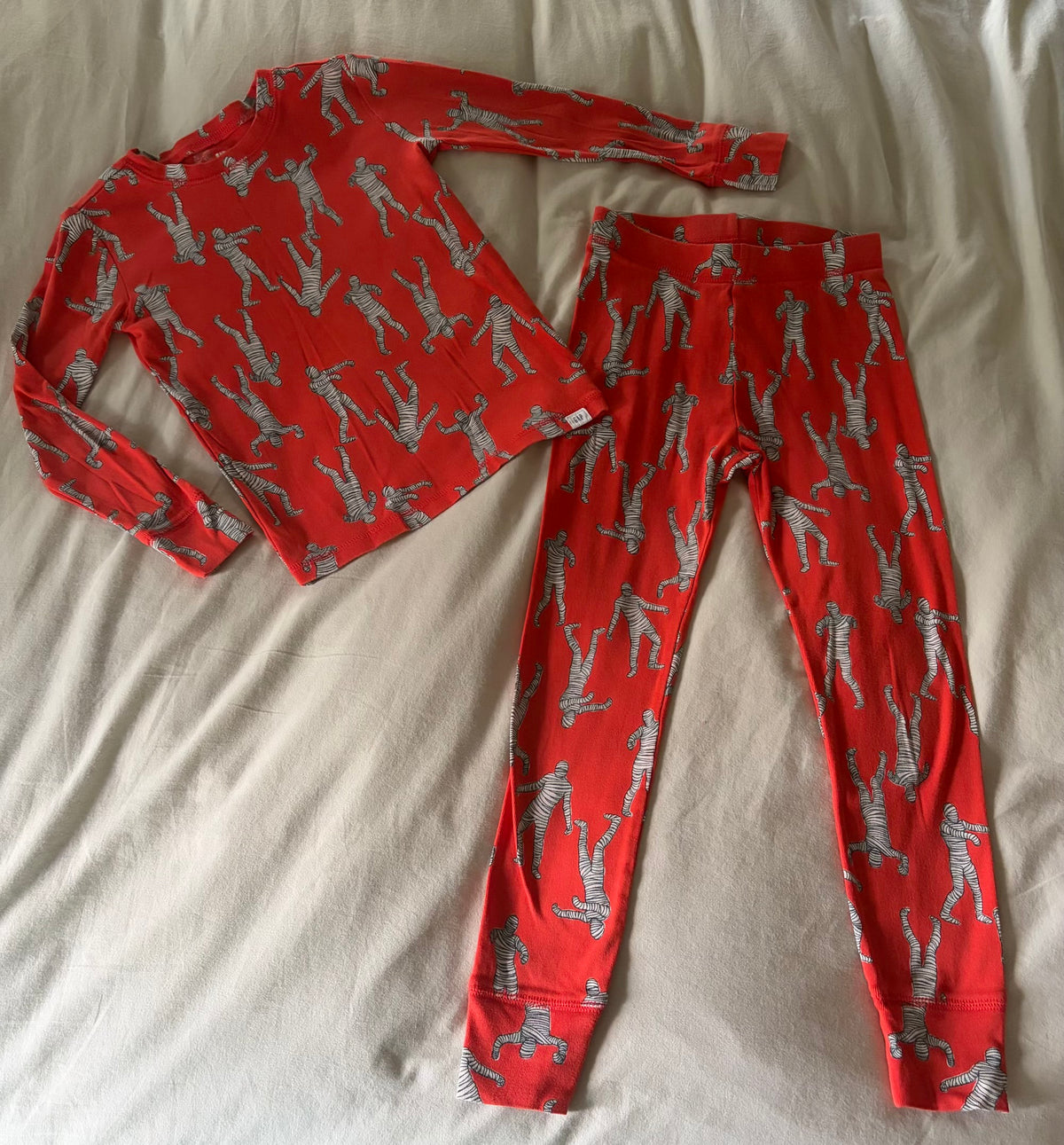 GAPKids PJs - L/S orange with mummies - VGUC - size Youth - 8 (M)