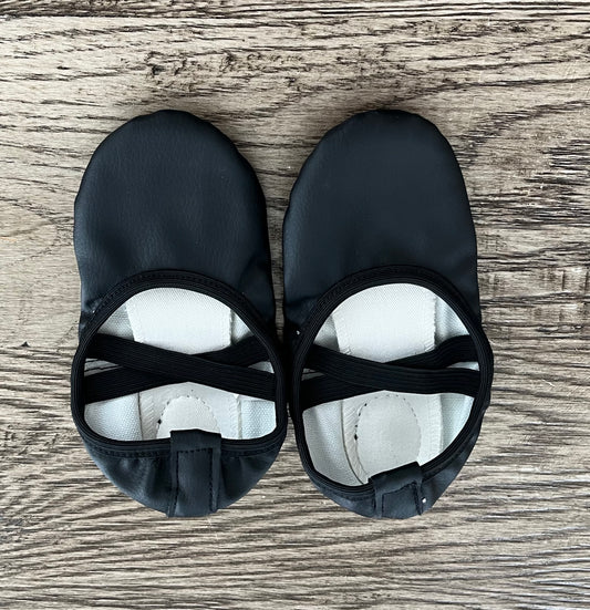 black ballet shoes - worn 2x - size Shoes - Toddler 11