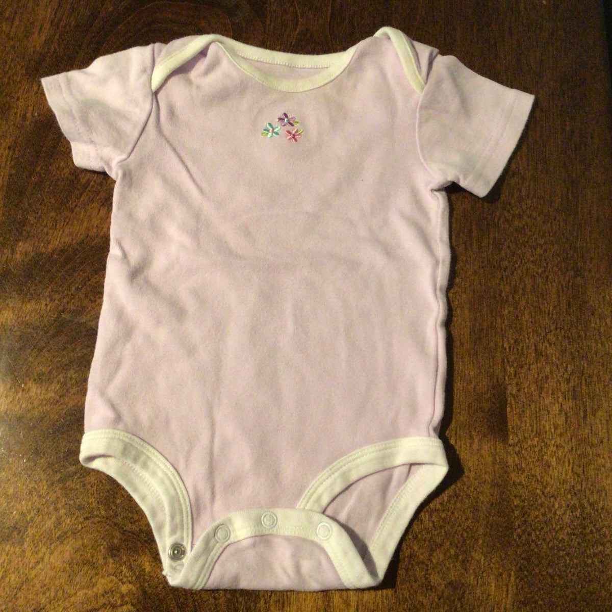 First Moments S/S Purple Flowers - size Month - 6-9 / 9M