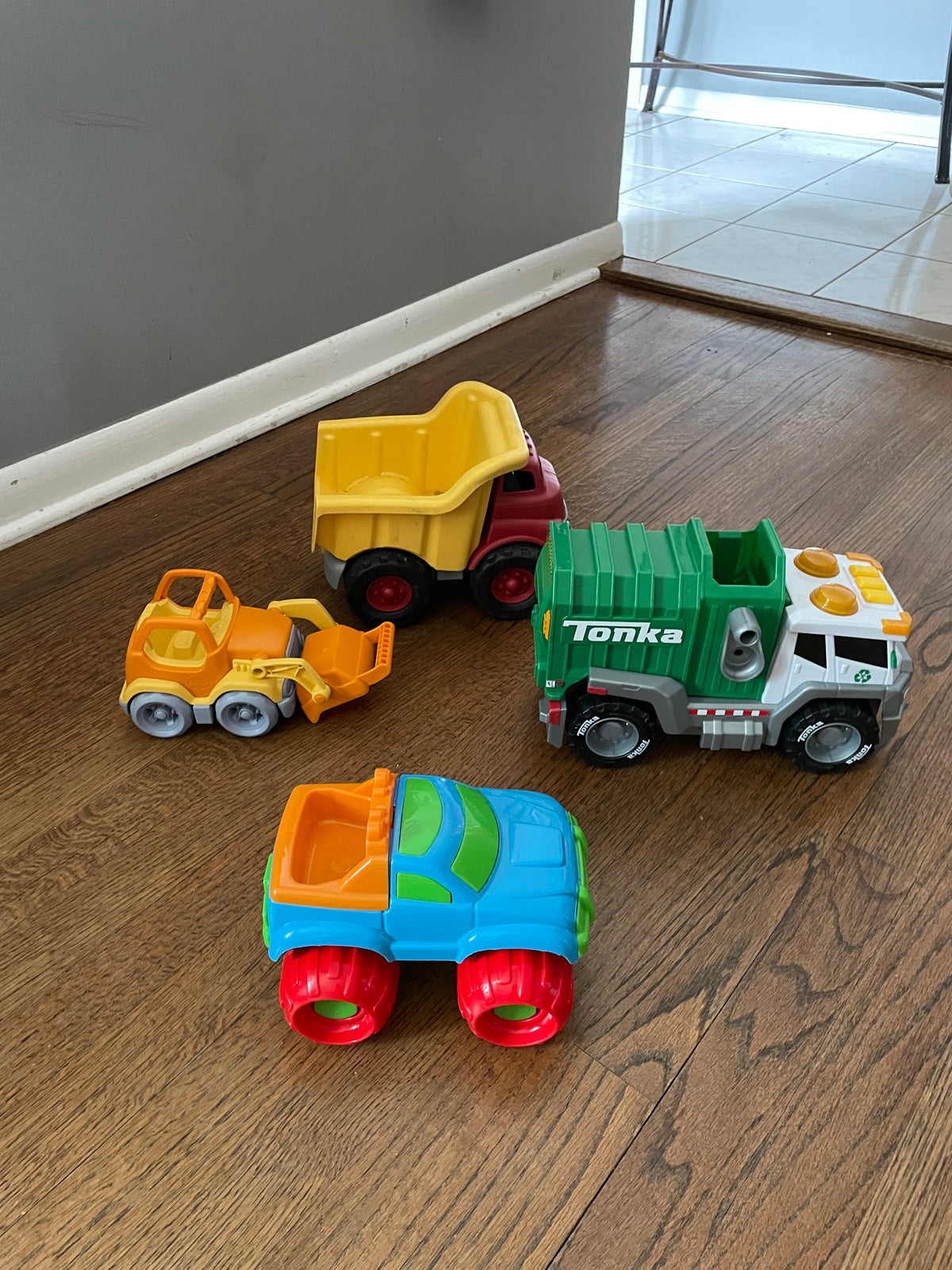 Set of 4 Trucks Dump Truck Garbage Truck