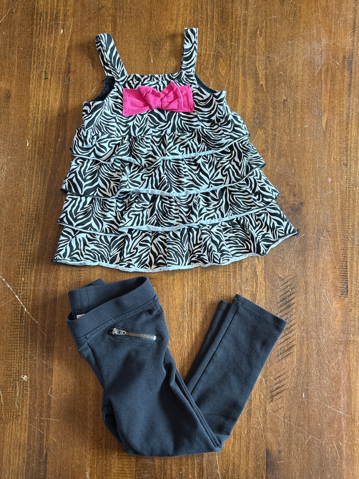 Sleeveless Zebra Top Black Pants w Zipper - size Toddler - 4T