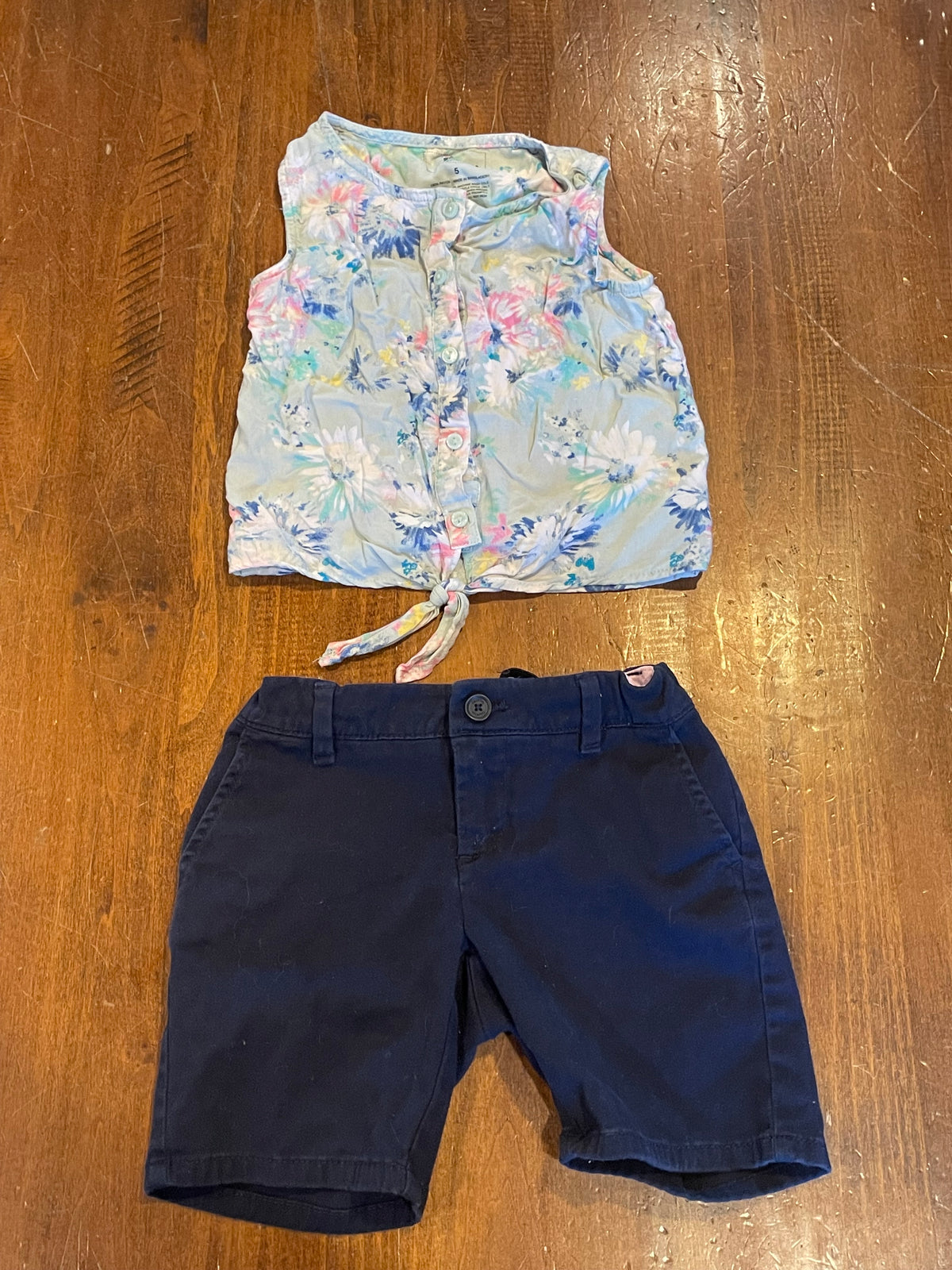 Navy Gap Shorts and Blue Tie Button-Up Top - size Youth - 5 (XS)