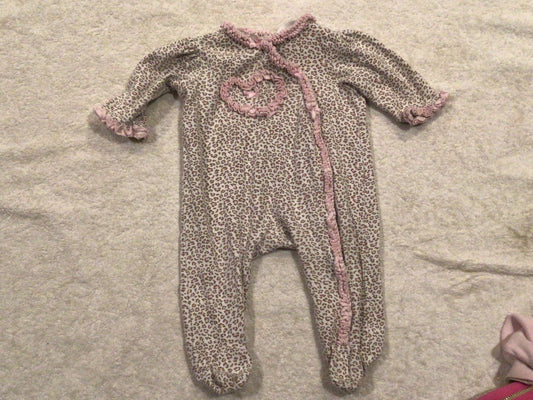 Button-Up Sleeper Pink Leopard - size Month - 3-6 / 6M