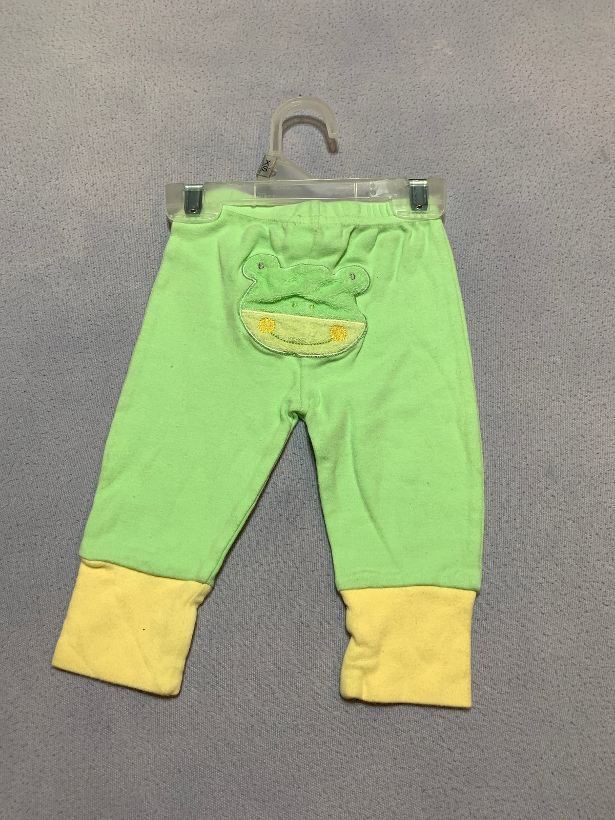 bon bebe green frog on the butt pants - size Month - 0-3 / 3M
