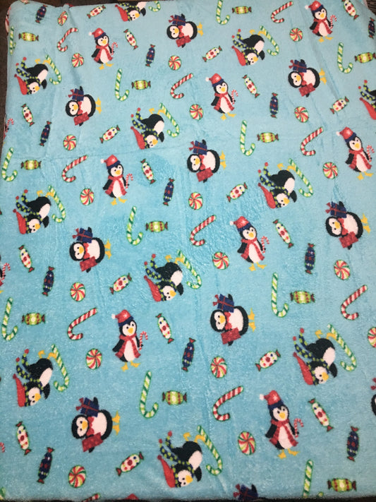 Holiday Time like new 50x60 penguin throw