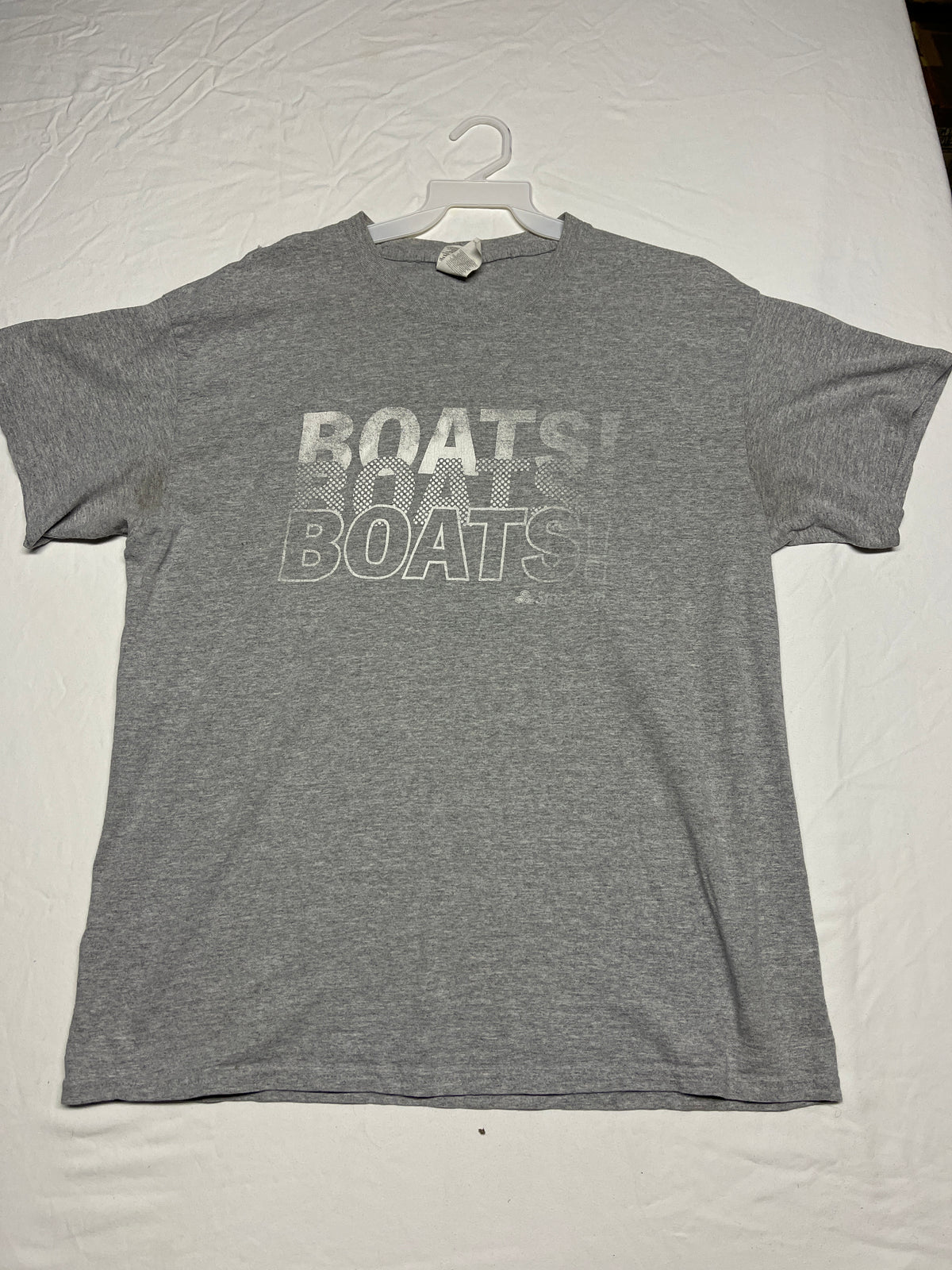 Boats Boats Boats faded grey shirt - size Teen/Men - L (36-38)