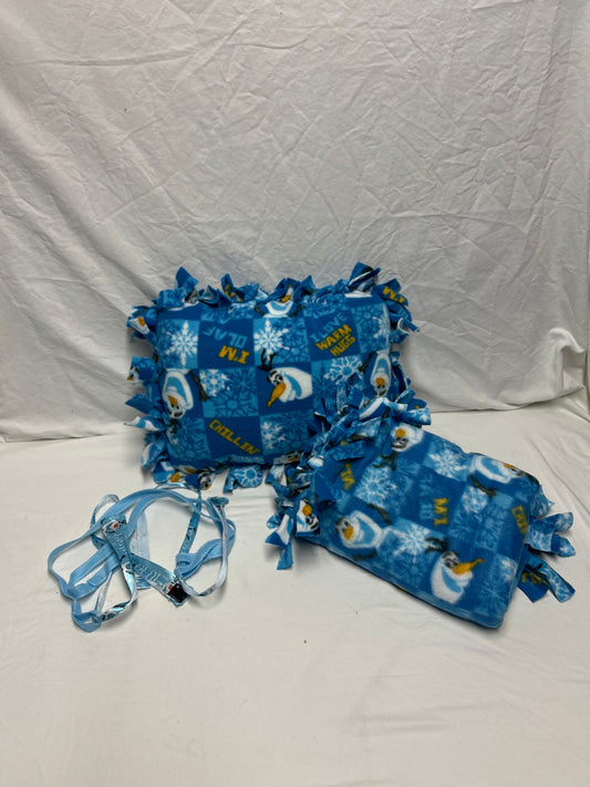 Handmade fleece pillow & blanket Olaf