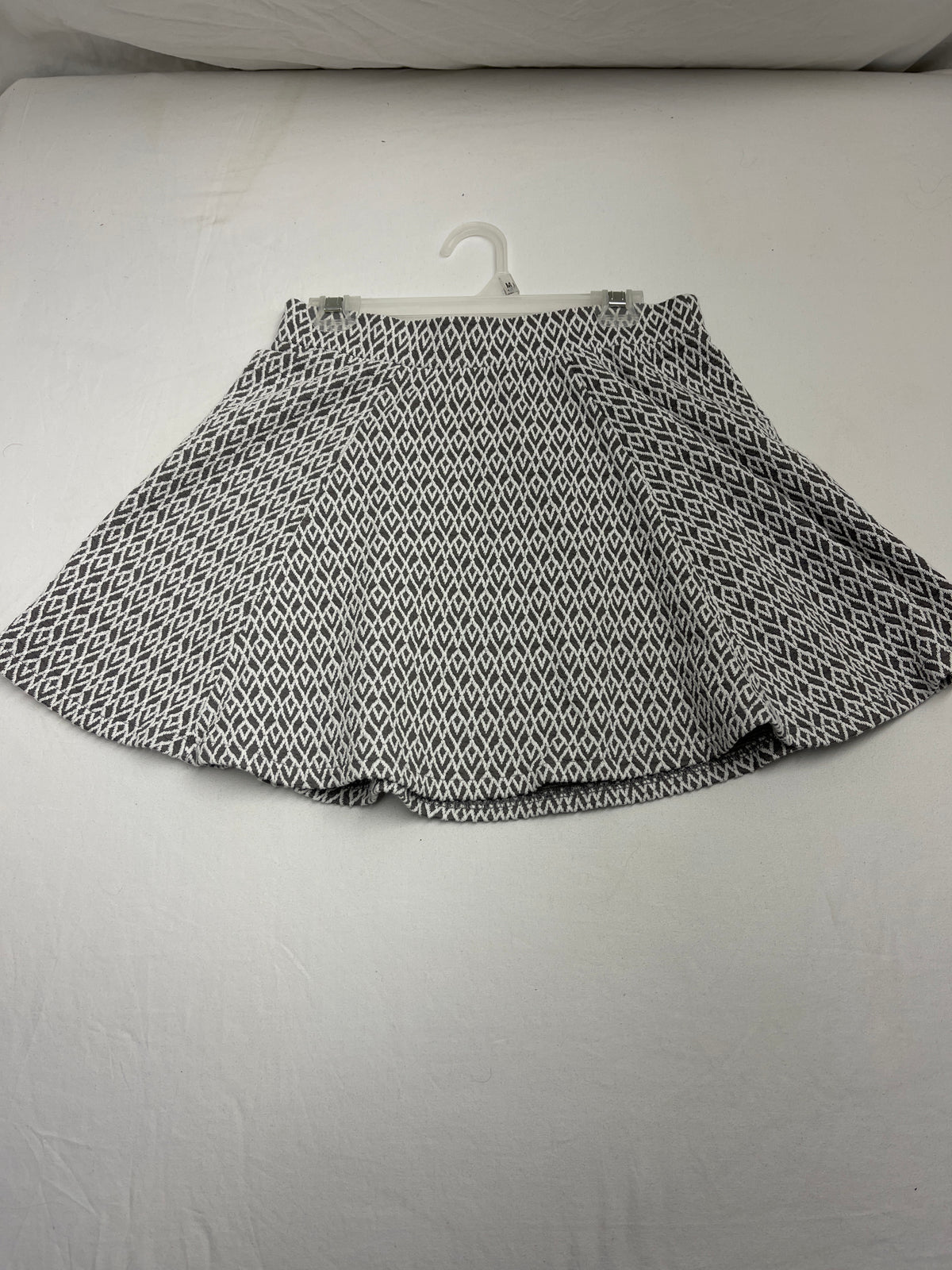 Aeropostale grey white skirt - size Junior - S (3/5)