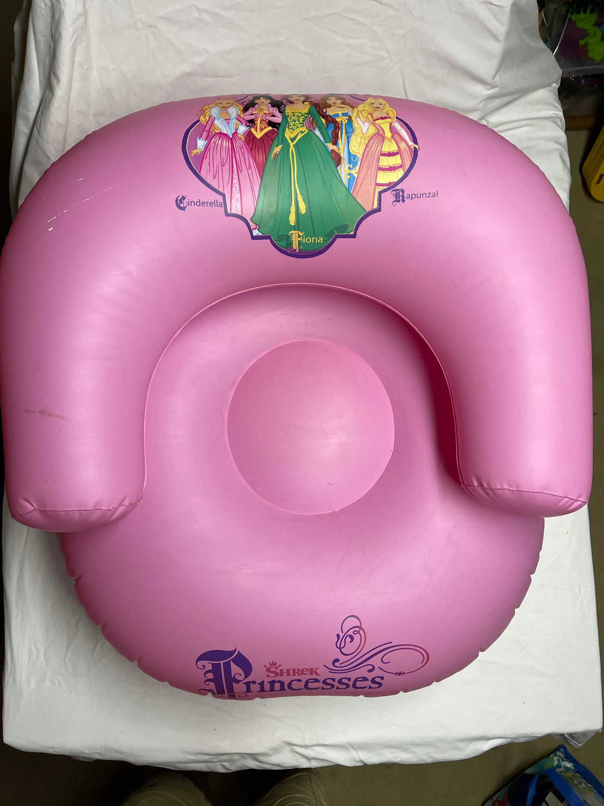 Shrek Princesses pink inflatable chair
