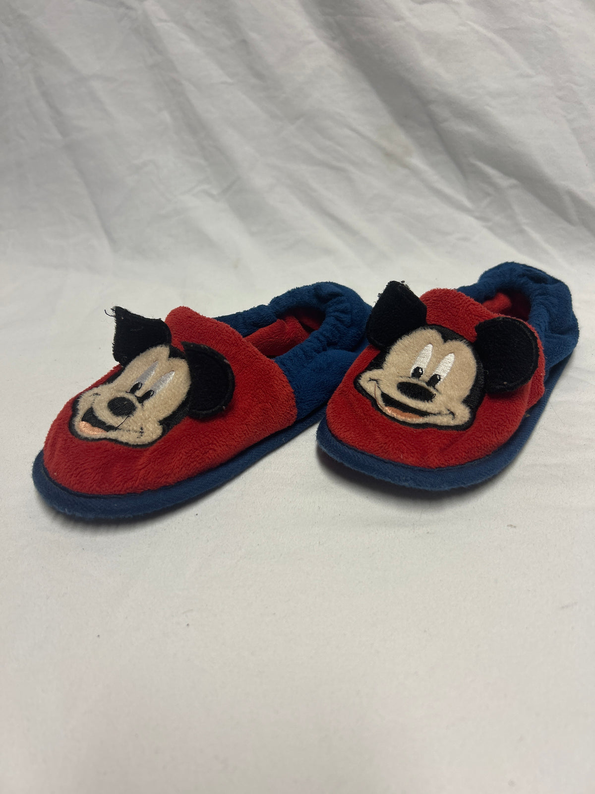 Mickey Mouse slippers - size Shoes - Toddler 11
