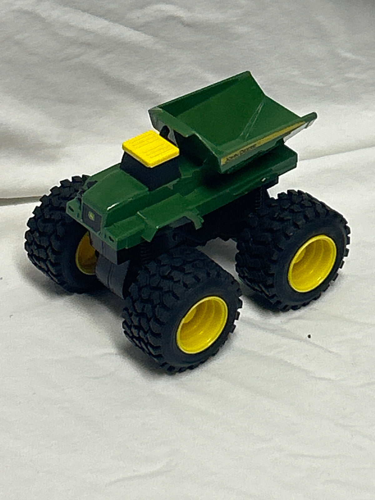 John Deere pull back and go