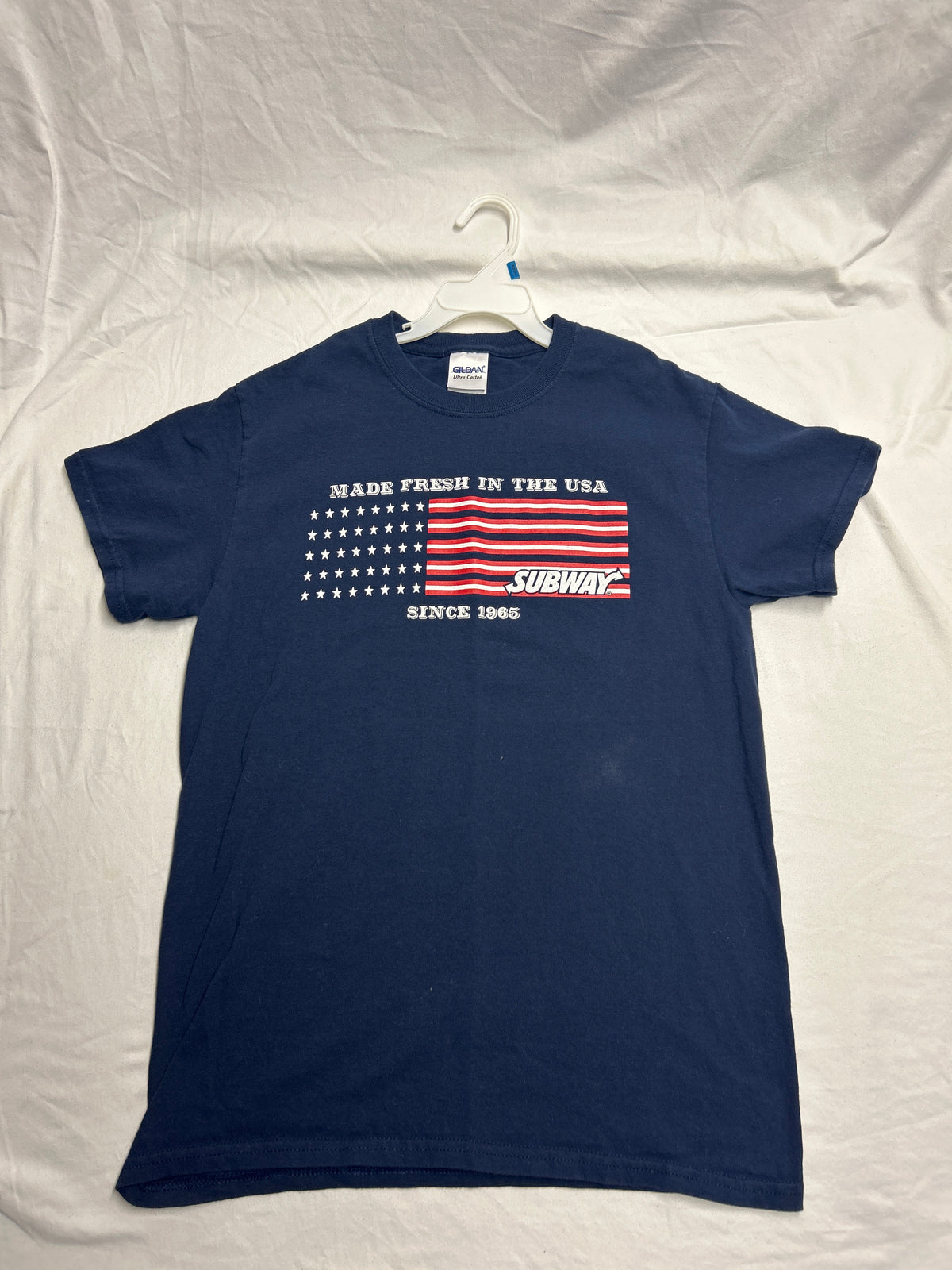 Subway navy tshirt american flag - size Teen/Men - S (29-31)