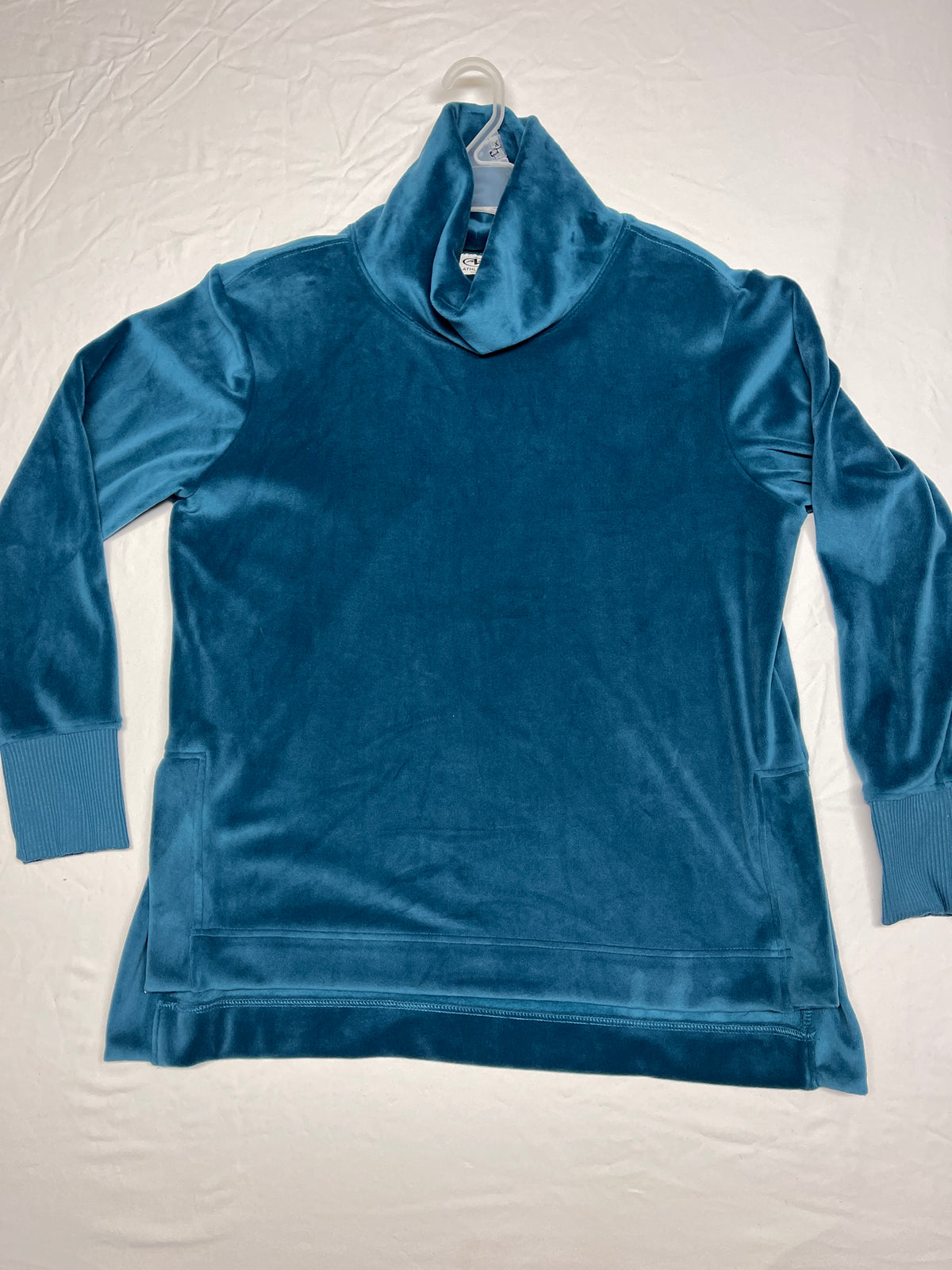 Athletic Works ls soft green sweatshirt - size Women - M (8/10)