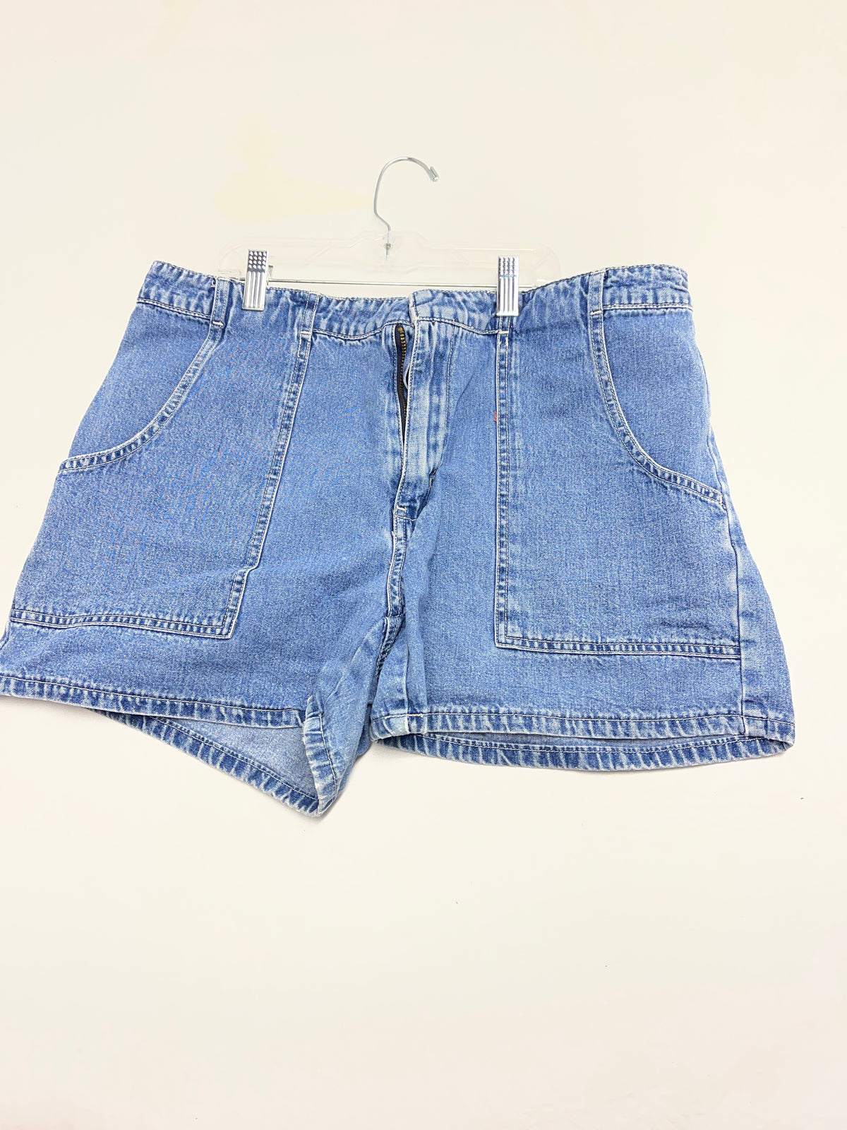 Old Navy jean shorts size 14 - size Women - L (12/14)