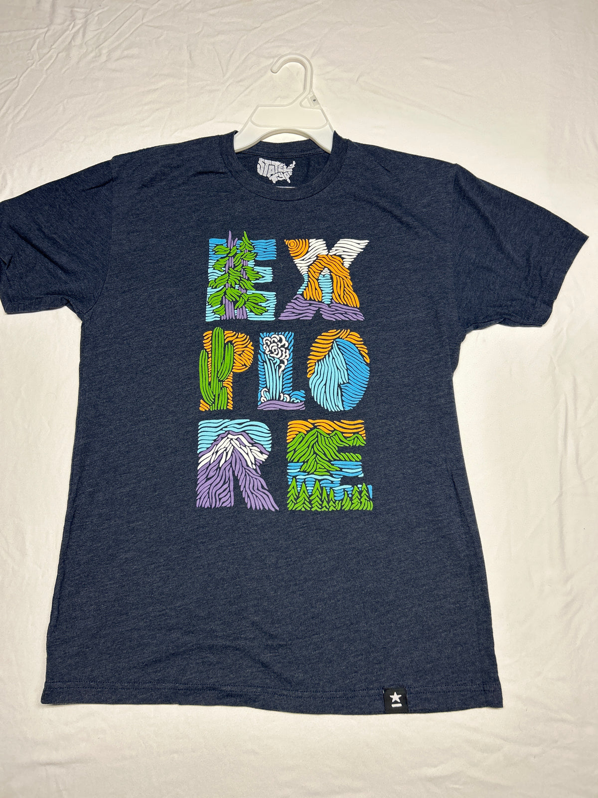 EXPLORE navy ss tshirt - size Teen/Men - M (32-34)