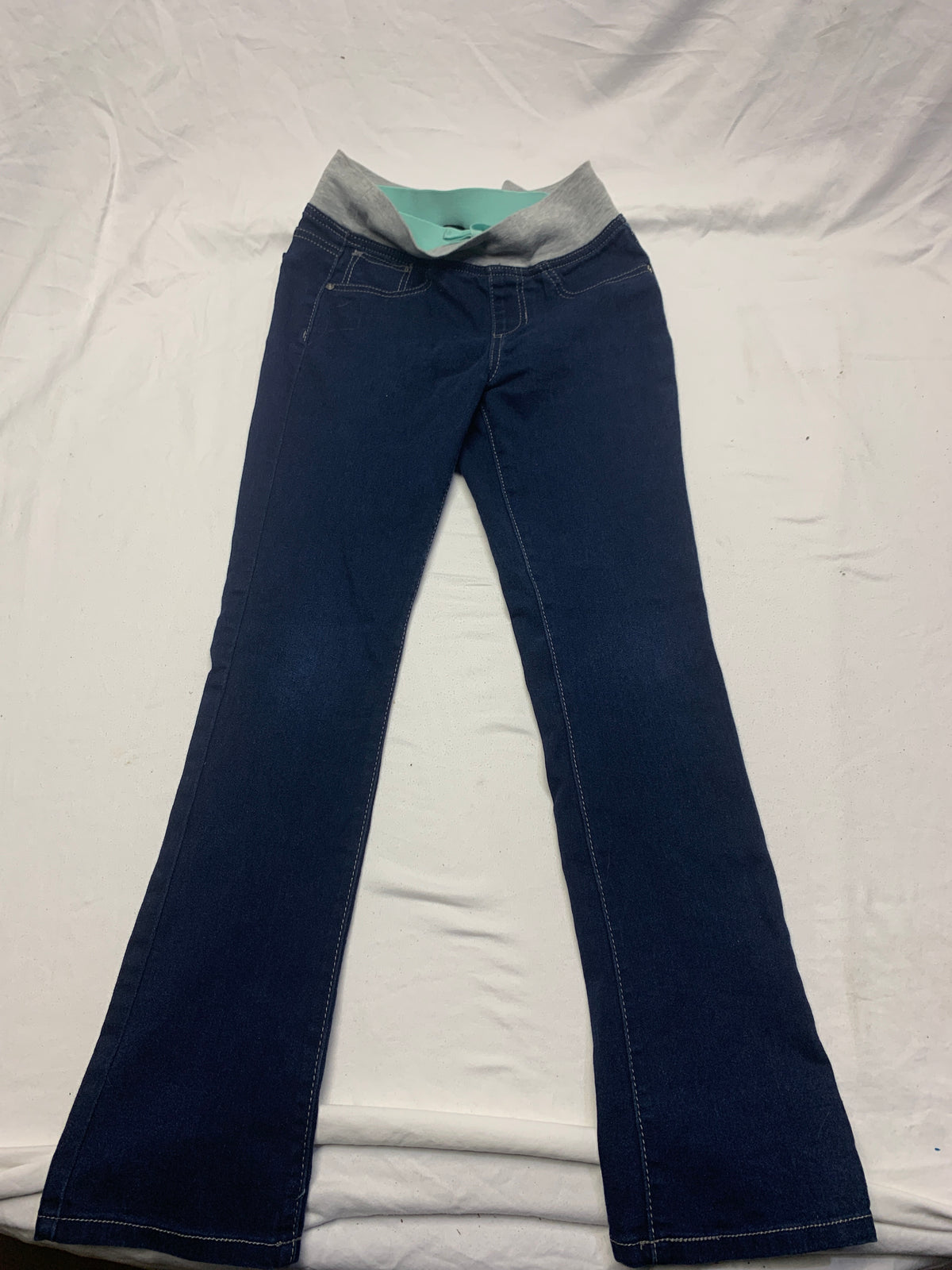 squeeze brand new elastic waist jeans - size Youth - 12 (L)